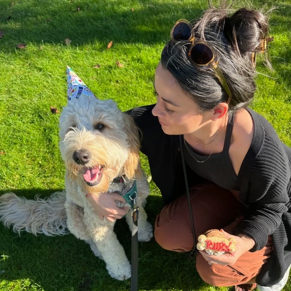 Meet your Posher, Carolyn - Picture 1 of 1